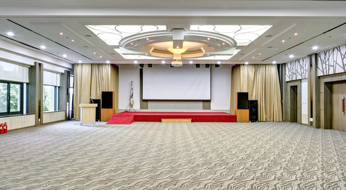 Medium Ballroom